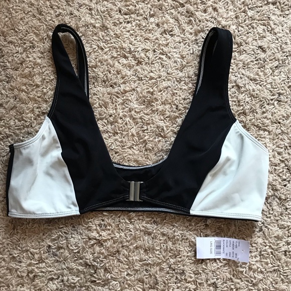 NWT Pacsun Kendall & Kylie Clasp Front Bikini Top - Picture 2 of 6